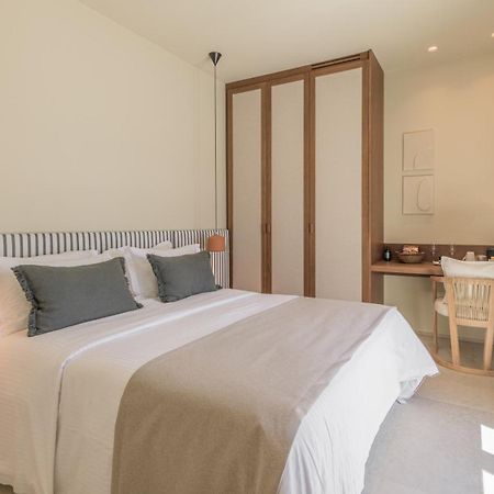 Hotel Eleni Adamantas  Zewnętrze zdjęcie