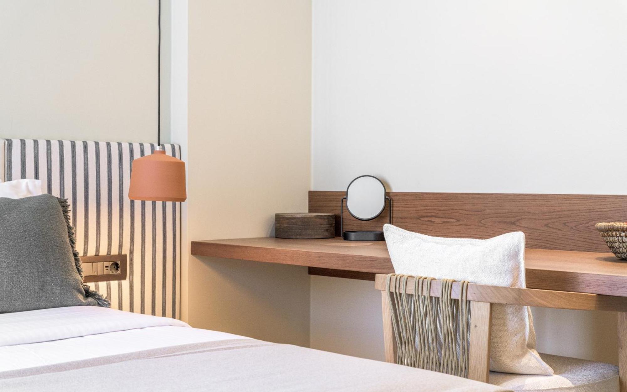 Hotel Eleni Adamantas  Zewnętrze zdjęcie
