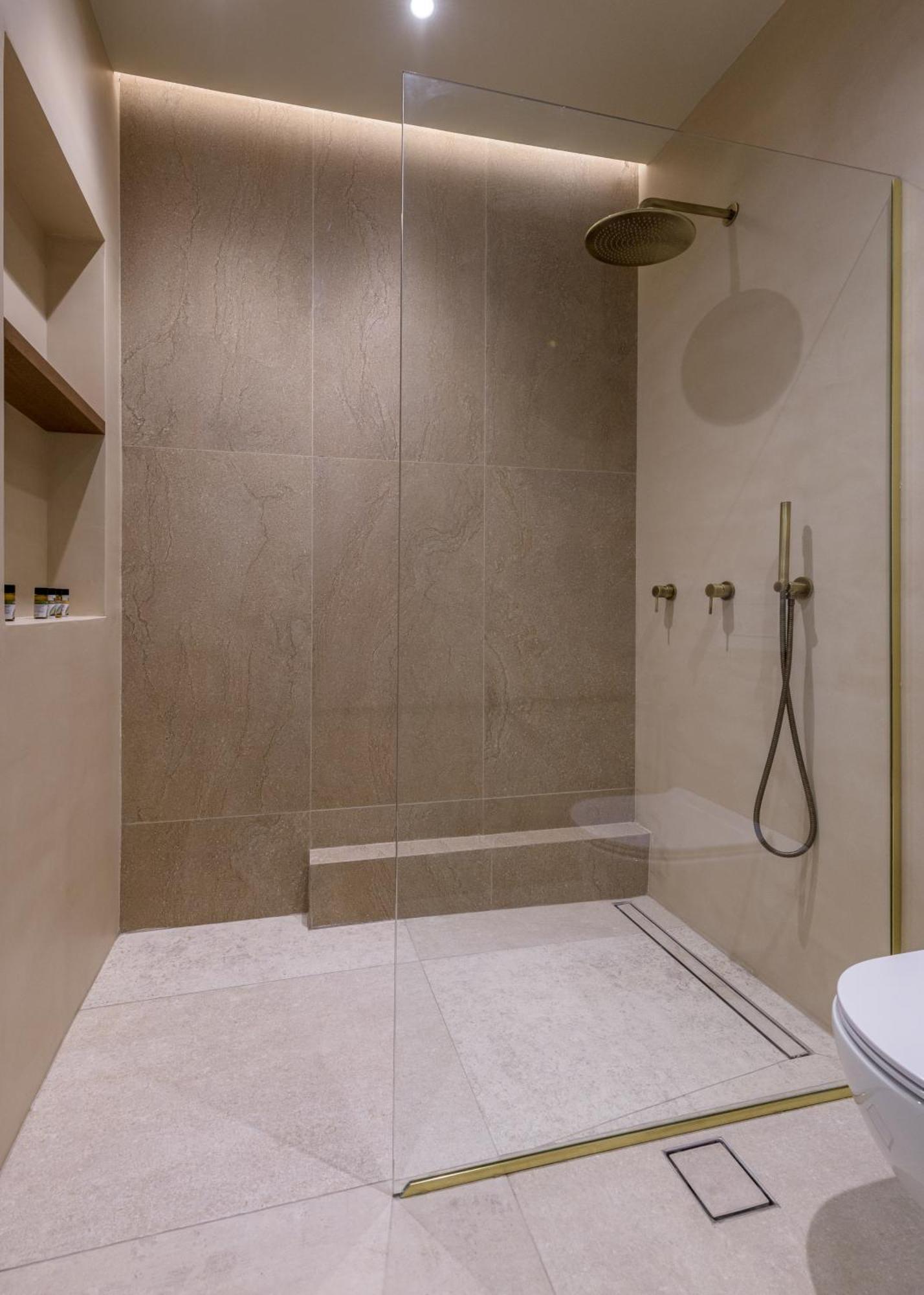 Hotel Eleni Adamantas  Zewnętrze zdjęcie